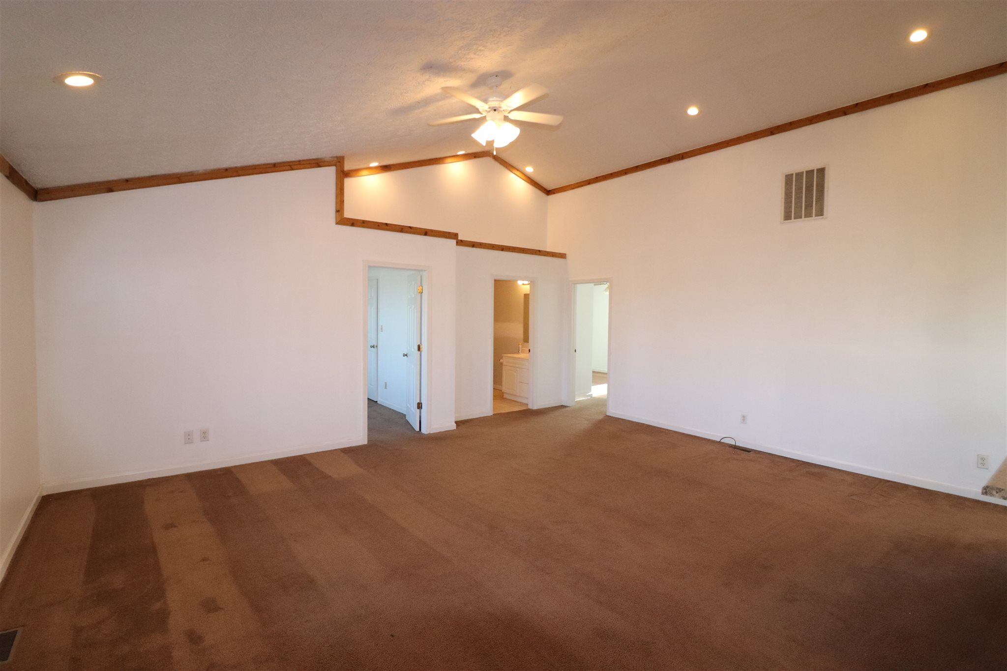 5684 North Cox Road Bloomfield, IN 47424 - Photo 11 of 28