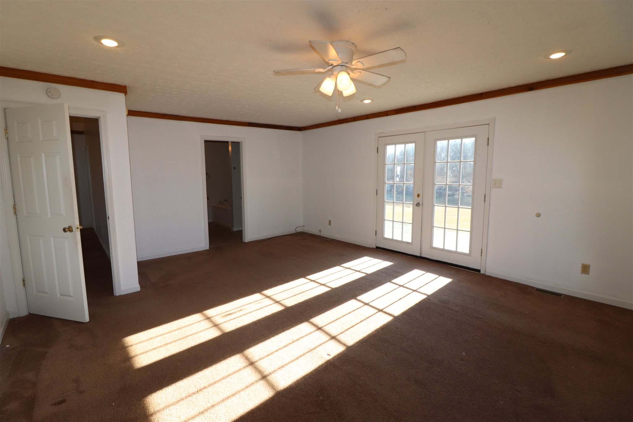5684 North Cox Road Bloomfield, IN 47424 - Photo 14 of 28