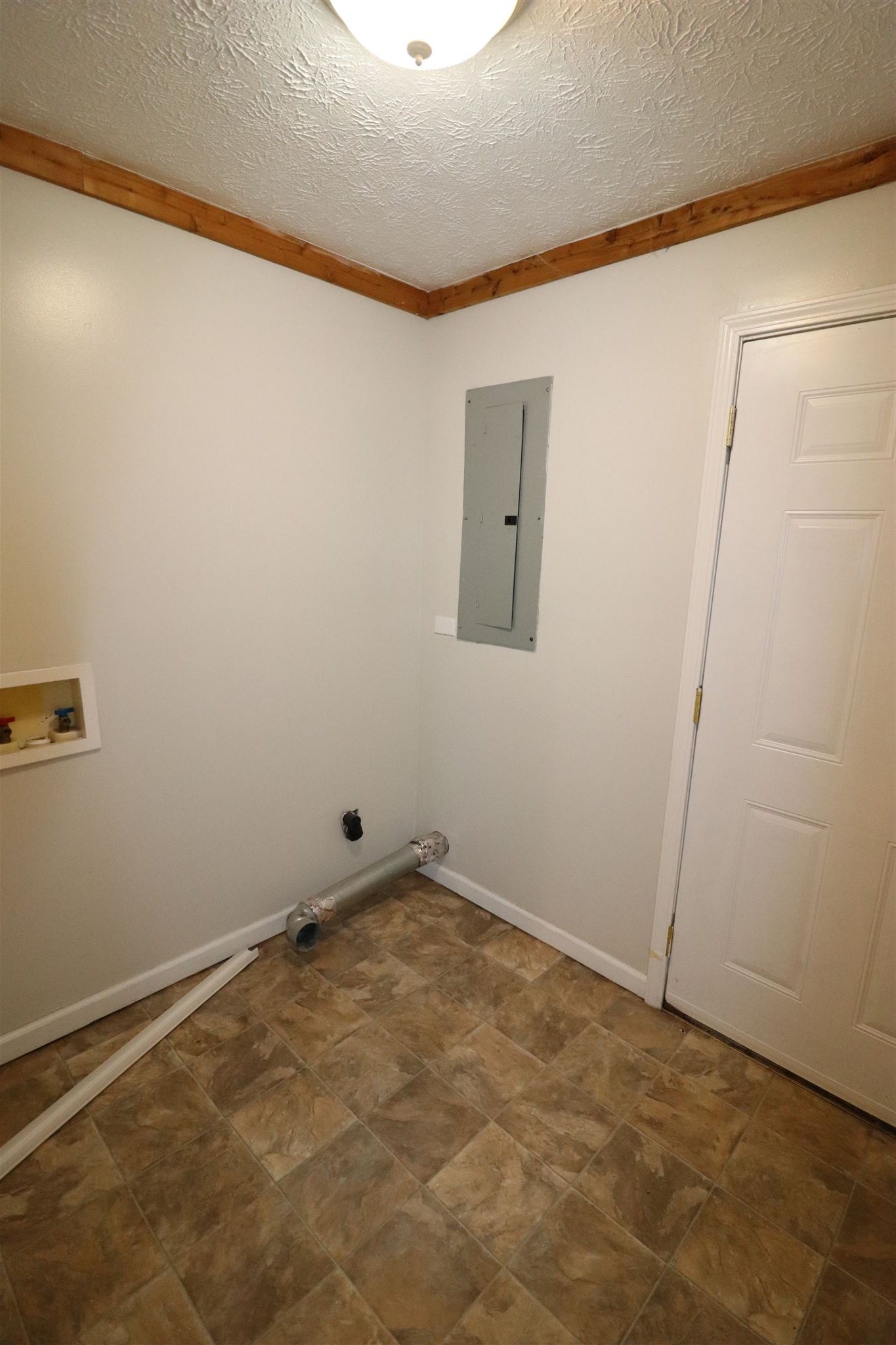 5684 North Cox Road Bloomfield, IN 47424 - Photo 24 of 28