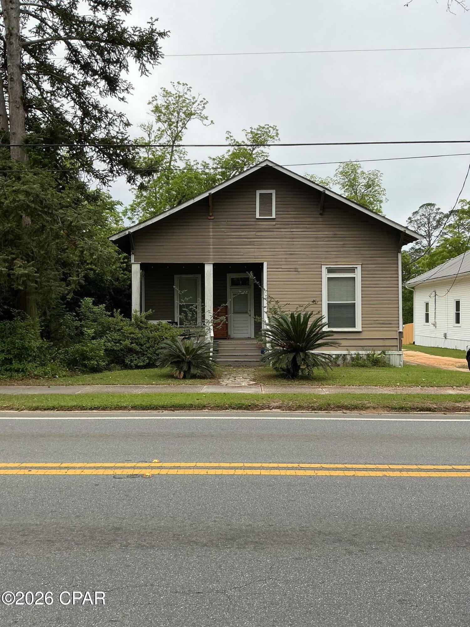 704 Main Street Chipley, FL 32428 - Photo 2 of 34