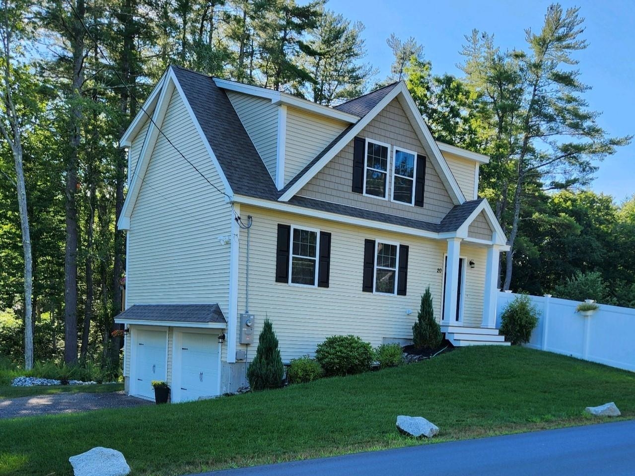 47 Elizabeth Road Sandown, NH 03873 - Photo 4 of 8