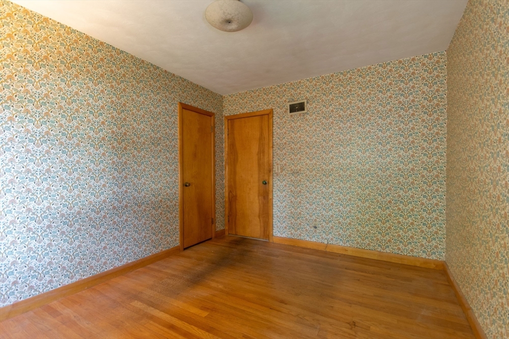 182 Dayton Street Springfield, MA 01118 - Photo 23 of 30 a view of an empty room