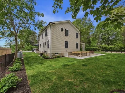 $1,450,000 | 11 Vinal Avenue, Plymouth, MA 02360
