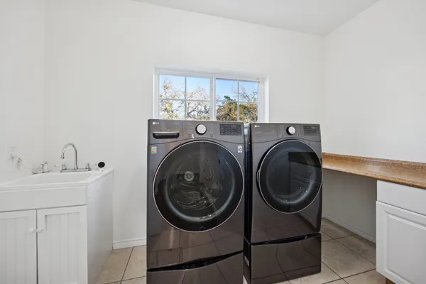 $1,595,000 | 16206 Sweetwood Trail, Austin, TX 78737