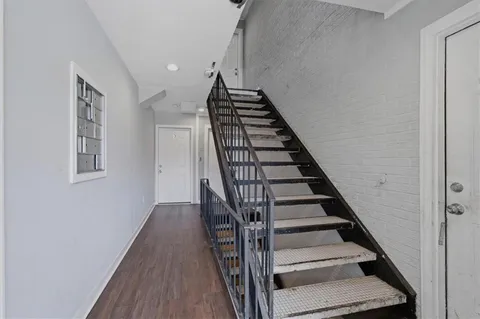 $825,000 | 5401 East 27th Terrace, Kansas City, MO 64128