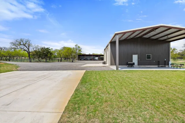 a view of an house with a outdoor space