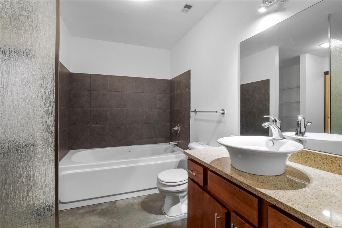 1114 Washington Avenue, Unit 607 St. Louis, MO 63101 - Photo 13 of 19