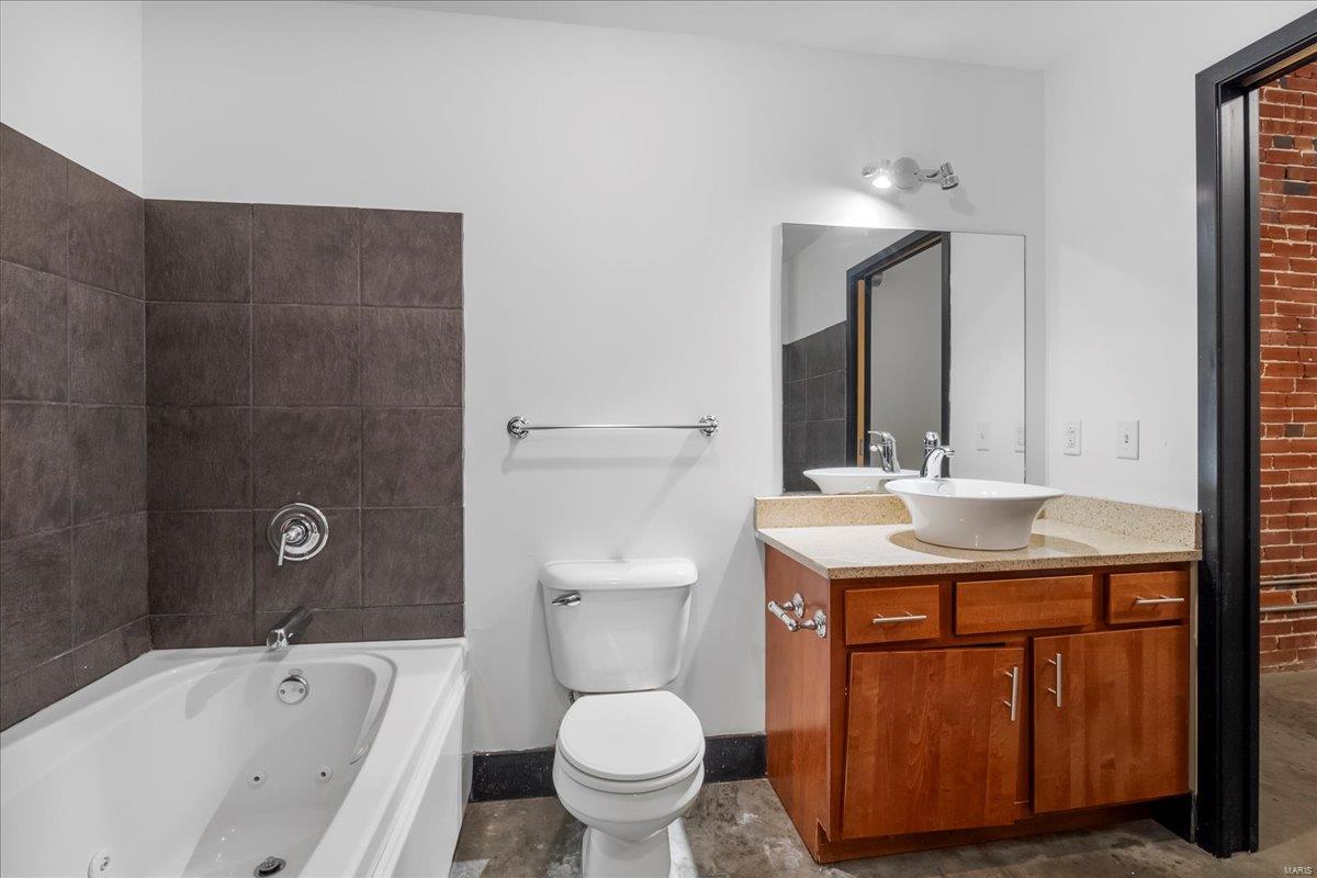 1114 Washington Avenue, Unit 607 St. Louis, MO 63101 - Photo 15 of 19