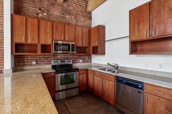 $142,000 | 1114 Washington Avenue, Unit 607, St. Louis, MO 63101