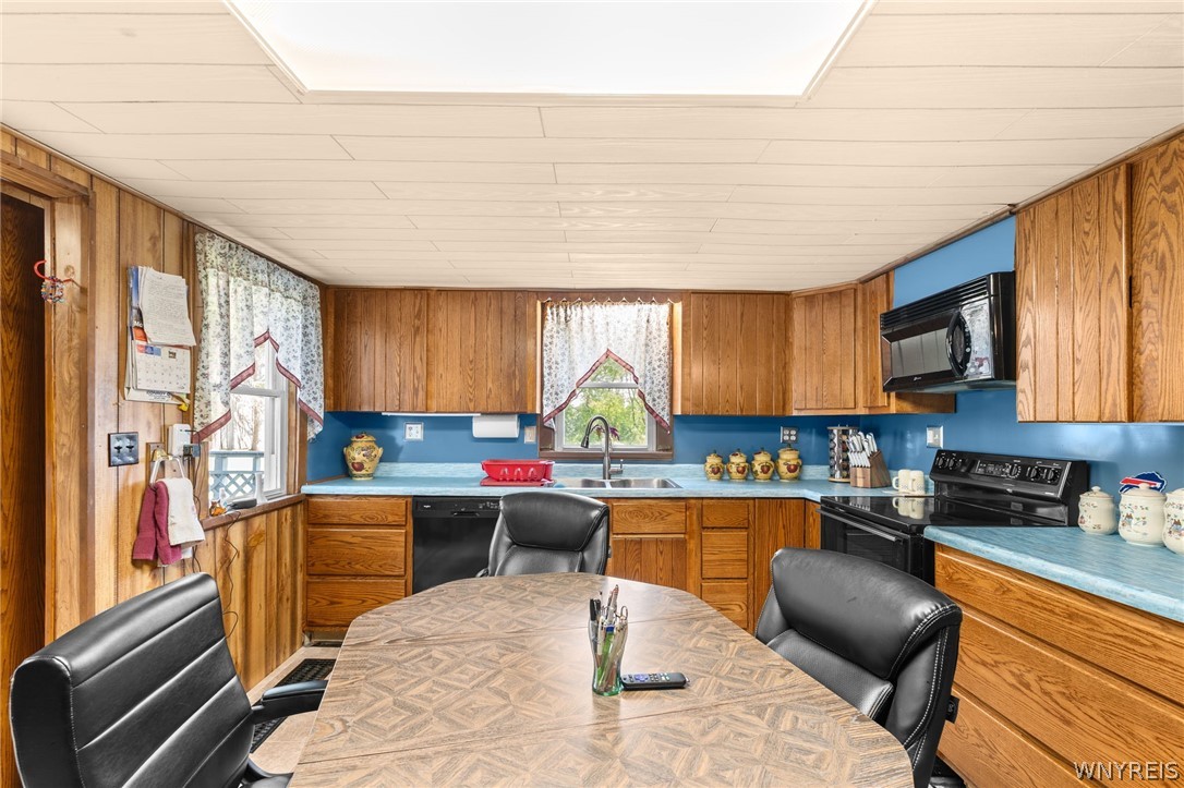 11327 Wyandale Road Concord, NY 14141 - Photo 2 of 45 Eat in Kitchen