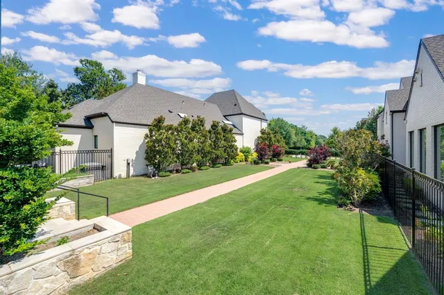 $750,000 | 49 Fawn Wood Drive, Dallas, TX 75248