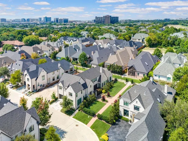 $750,000 | 49 Fawn Wood Drive, Dallas, TX 75248