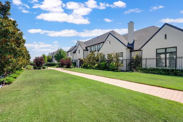$750,000 | 49 Fawn Wood Drive, Dallas, TX 75248