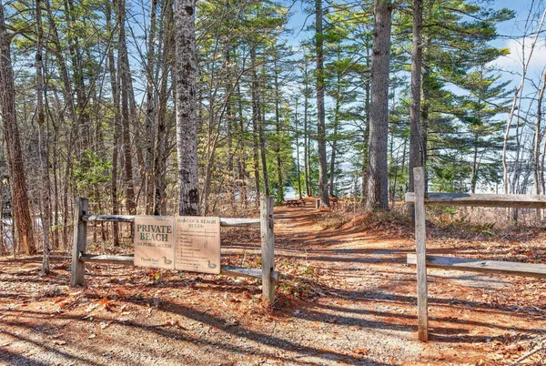 $699,000 | 26 East Beach Road, Unit 26, Casco, ME 04015