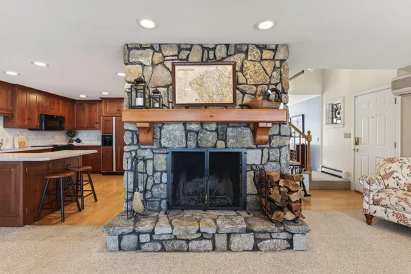 $699,000 | 26 East Beach Road, Unit 26, Casco, ME 04015