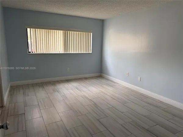 $2,350 | 8650 Southwest 133rd Avenue Road, Unit 102, Miami, FL 33183