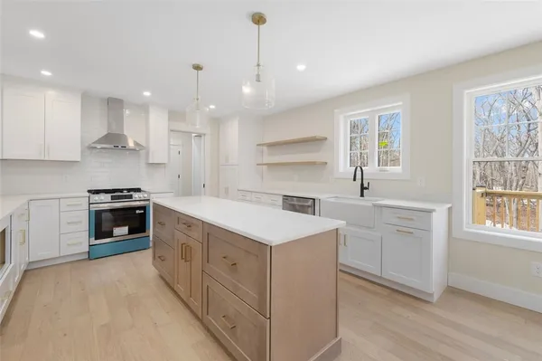 $815,000 | 234 Kingstown Road, Richmond, RI 02898