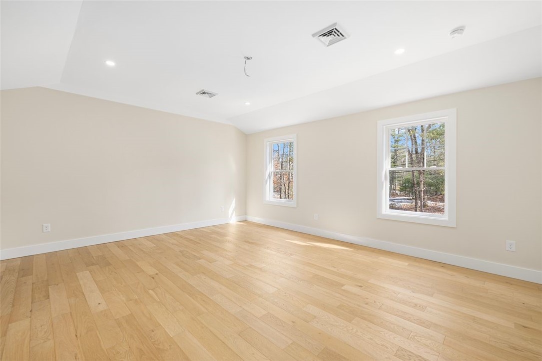234 Kingstown Road Richmond, RI 02898 - Photo 18 of 44 Primary Bedroom