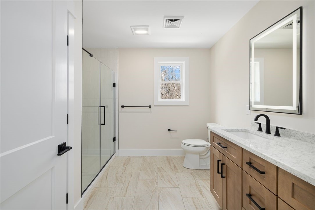 234 Kingstown Road Richmond, RI 02898 - Photo 23 of 44 Primary Suite