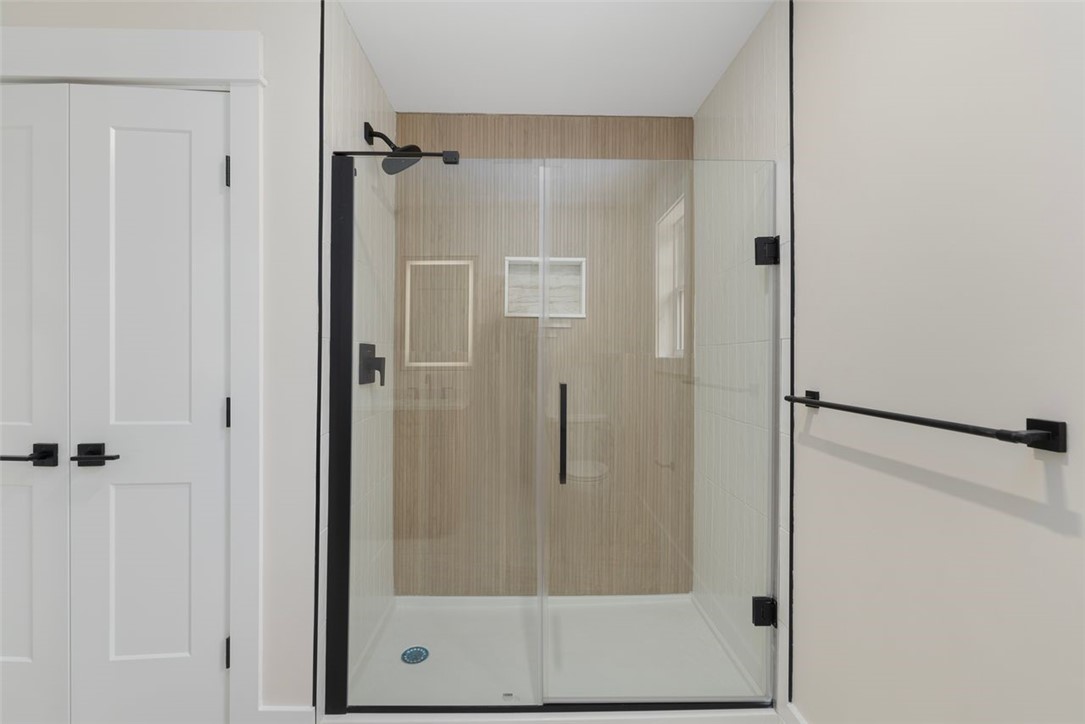 234 Kingstown Road Richmond, RI 02898 - Photo 24 of 44 Primary Suite