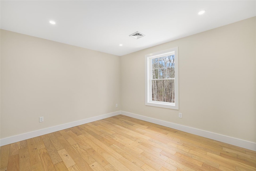 234 Kingstown Road Richmond, RI 02898 - Photo 33 of 44