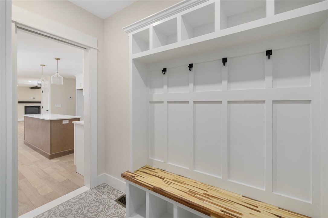 234 Kingstown Road Richmond, RI 02898 - Photo 38 of 44 & Laundry