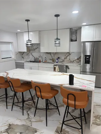 $3,700 | 1820 North MacGregor Way, Houston, TX 77023