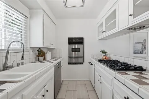 $1,350,000 | 1609 Carver Street, Redondo Beach, CA 90278