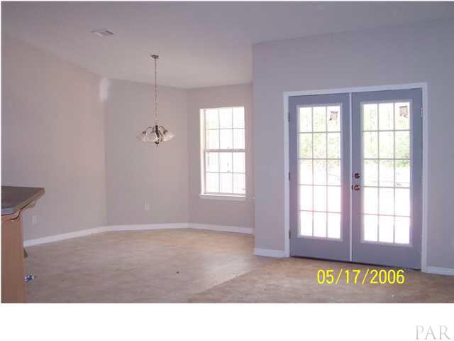 9909 Nichols Lake Road Milton, FL 32583 - Photo 3 of 11 Gallery Image 3