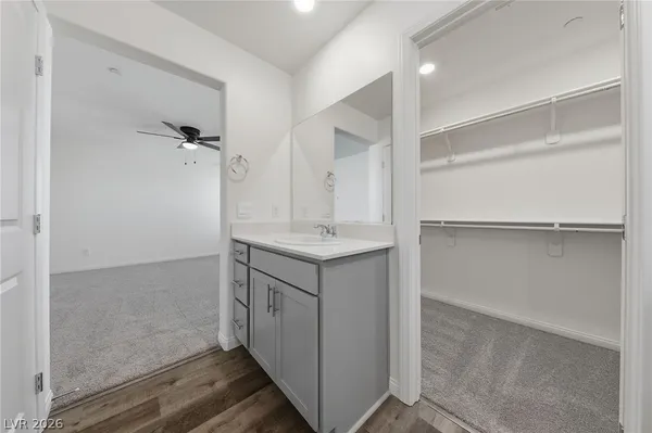 $2,400 | 530 Red Lovebird Avenue, Henderson, NV 89011