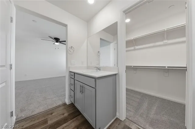 $2,400 | 530 Red Lovebird Avenue, Henderson, NV 89011