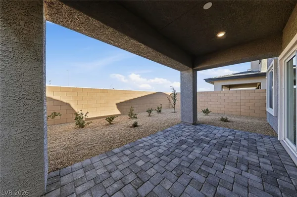 $2,400 | 530 Red Lovebird Avenue, Henderson, NV 89011