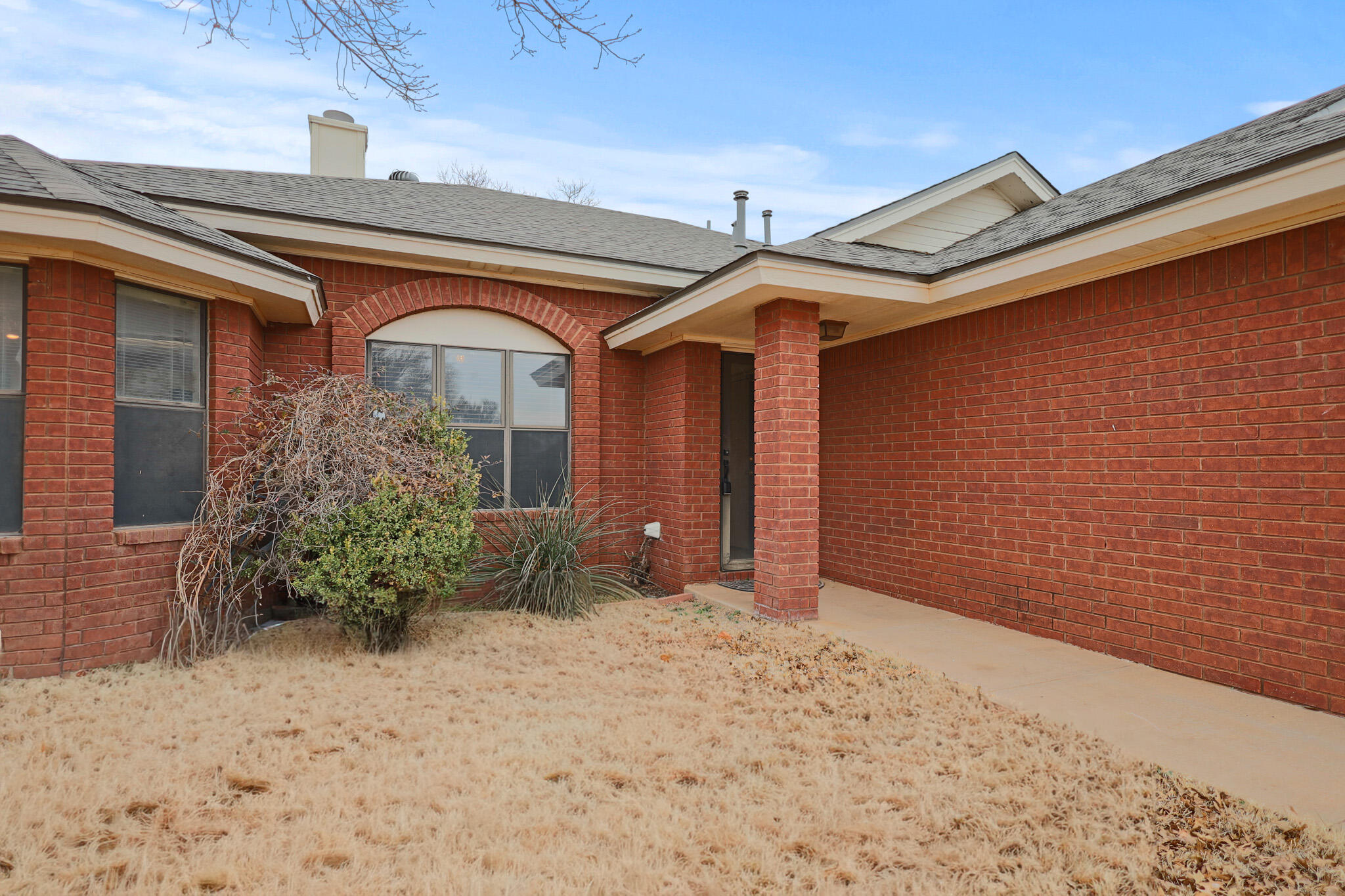 2214 94th Street Lubbock, TX 79423 - Photo 5 of 41 a front view of a house