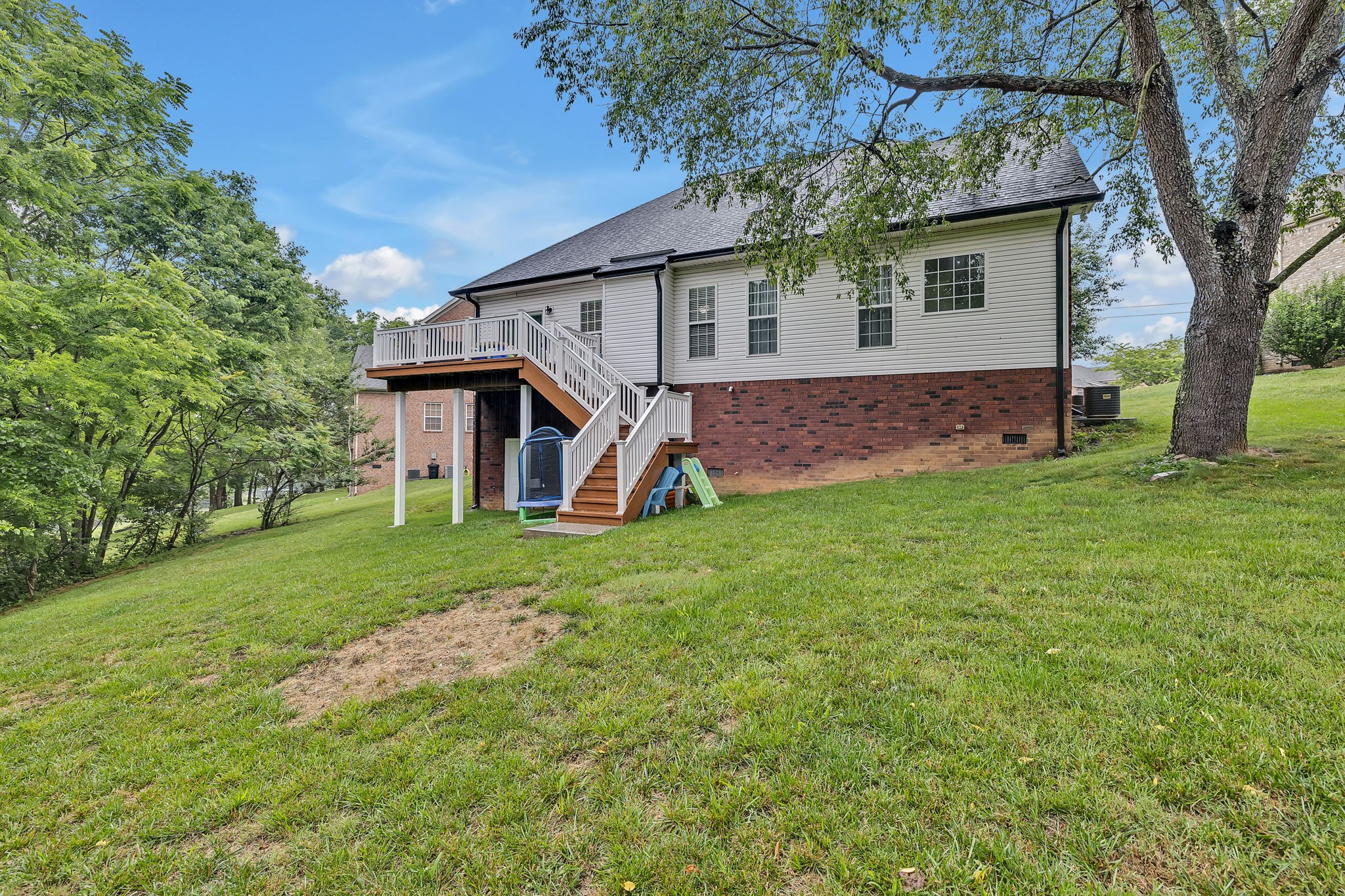 573 Summit Way Mount Juliet, TN 37122 - Photo 33 of 37 front view of a house with a yard