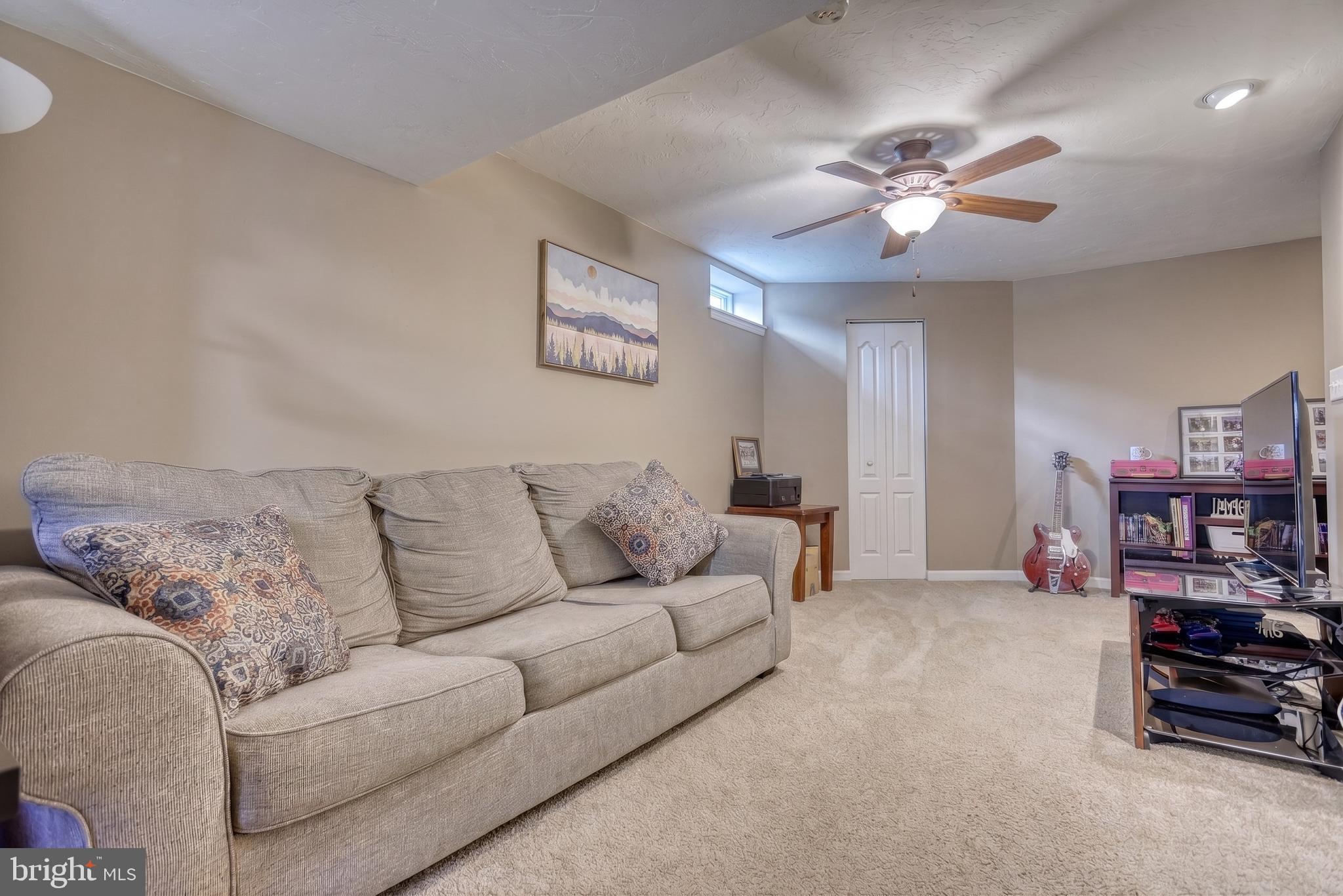137 Maple Drive Hanover, PA 17331 - Photo 33 of 59