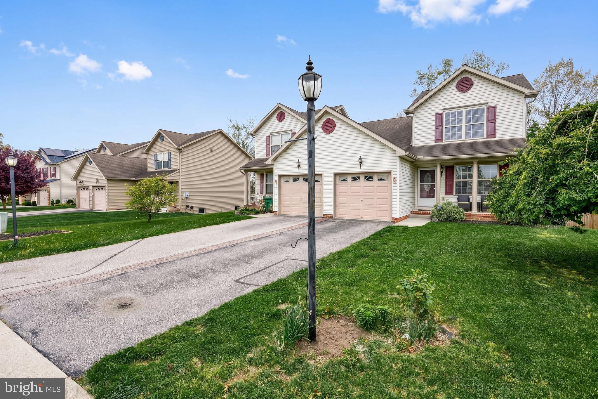 137 Maple Drive Hanover, PA 17331 - Photo 4 of 59