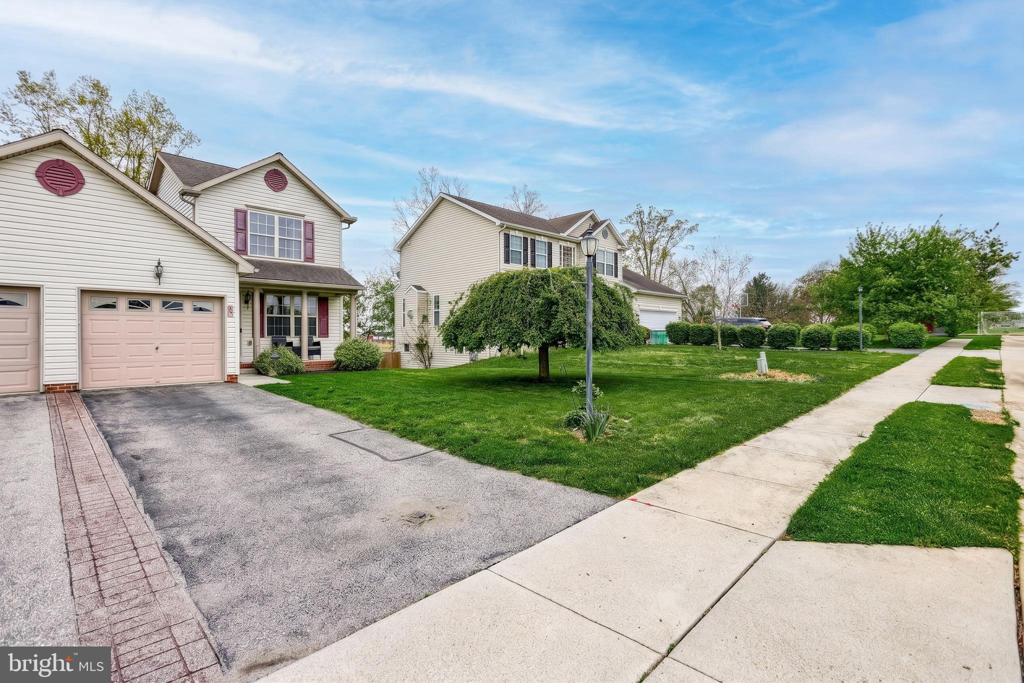 137 Maple Drive Hanover, PA 17331 - Photo 5 of 59