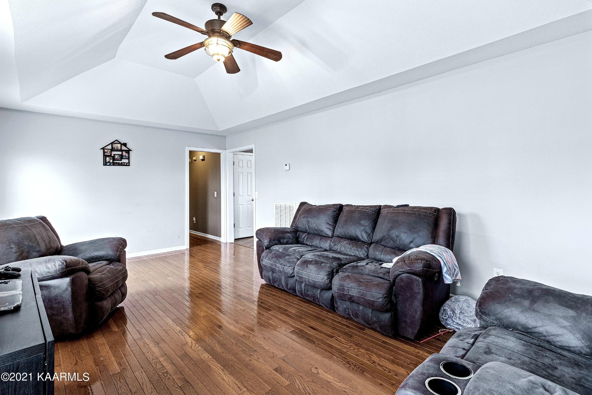 126 Country Way Road Vonore, TN 37885 - Photo 6 of 28 Gallery Image 6