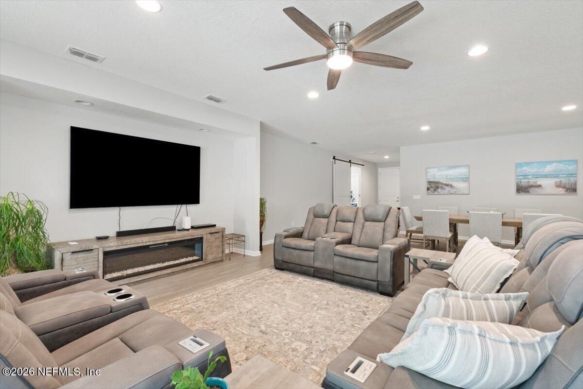 553 Archstone Way St. Augustine, FL 32092 - Photo 20 of 56 Living Room