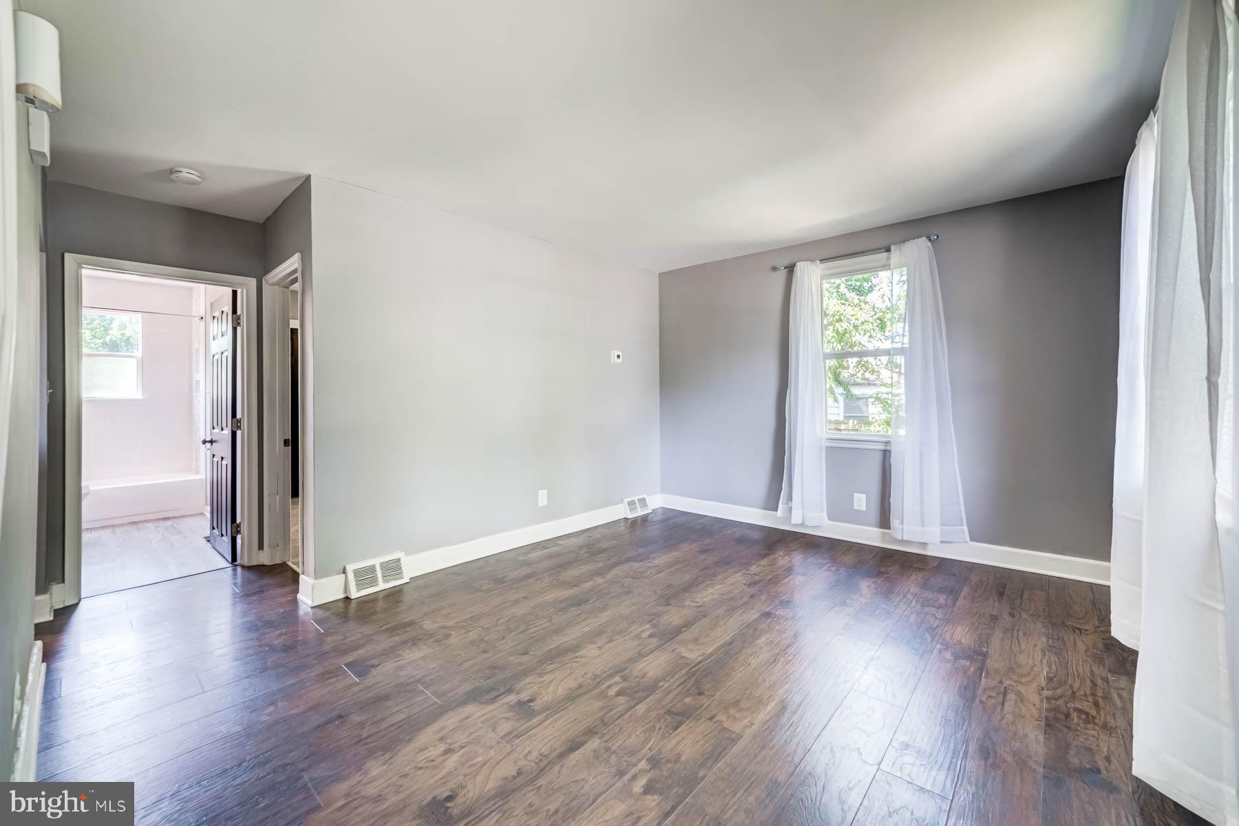 6705 Poplar Road Morningside, MD 20746 - Photo 8 of 51