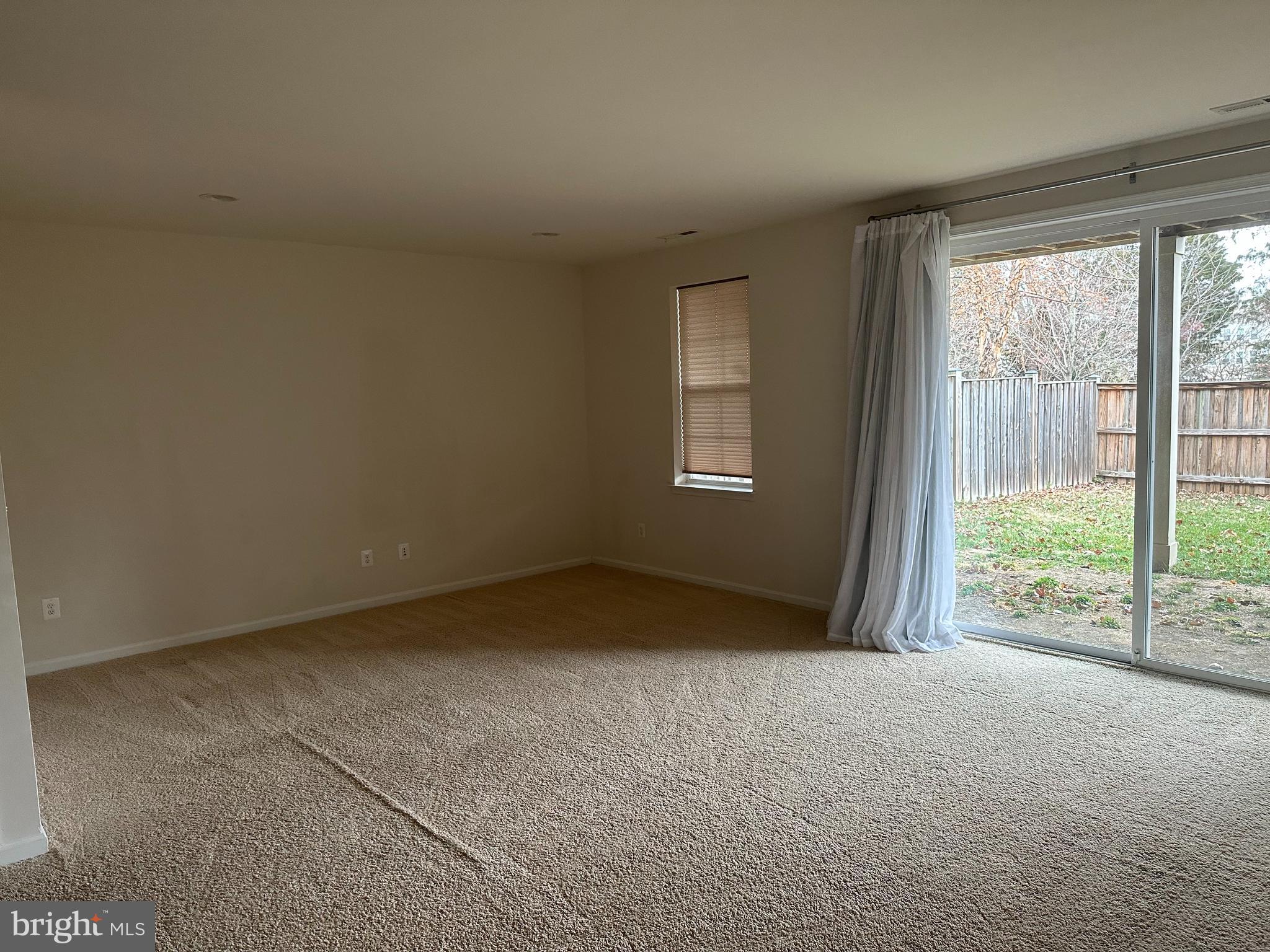 23548 Epperson Square Brambleton, VA 20148 - Photo 4 of 27