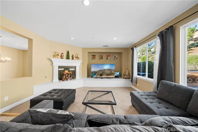 $2,000,000 | 2691 East Stearns Street, Brea, CA 92821