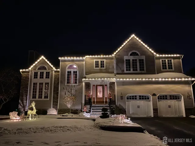 $859,000 | 13 Crestmont Drive, Hillsborough, NJ 08844