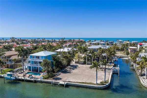 $2,595,000 | 407 20th Place North, Bradenton Beach, FL 34217