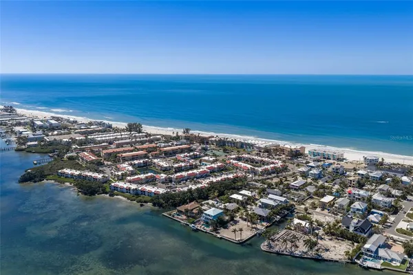 $2,595,000 | 407 20th Place North, Bradenton Beach, FL 34217