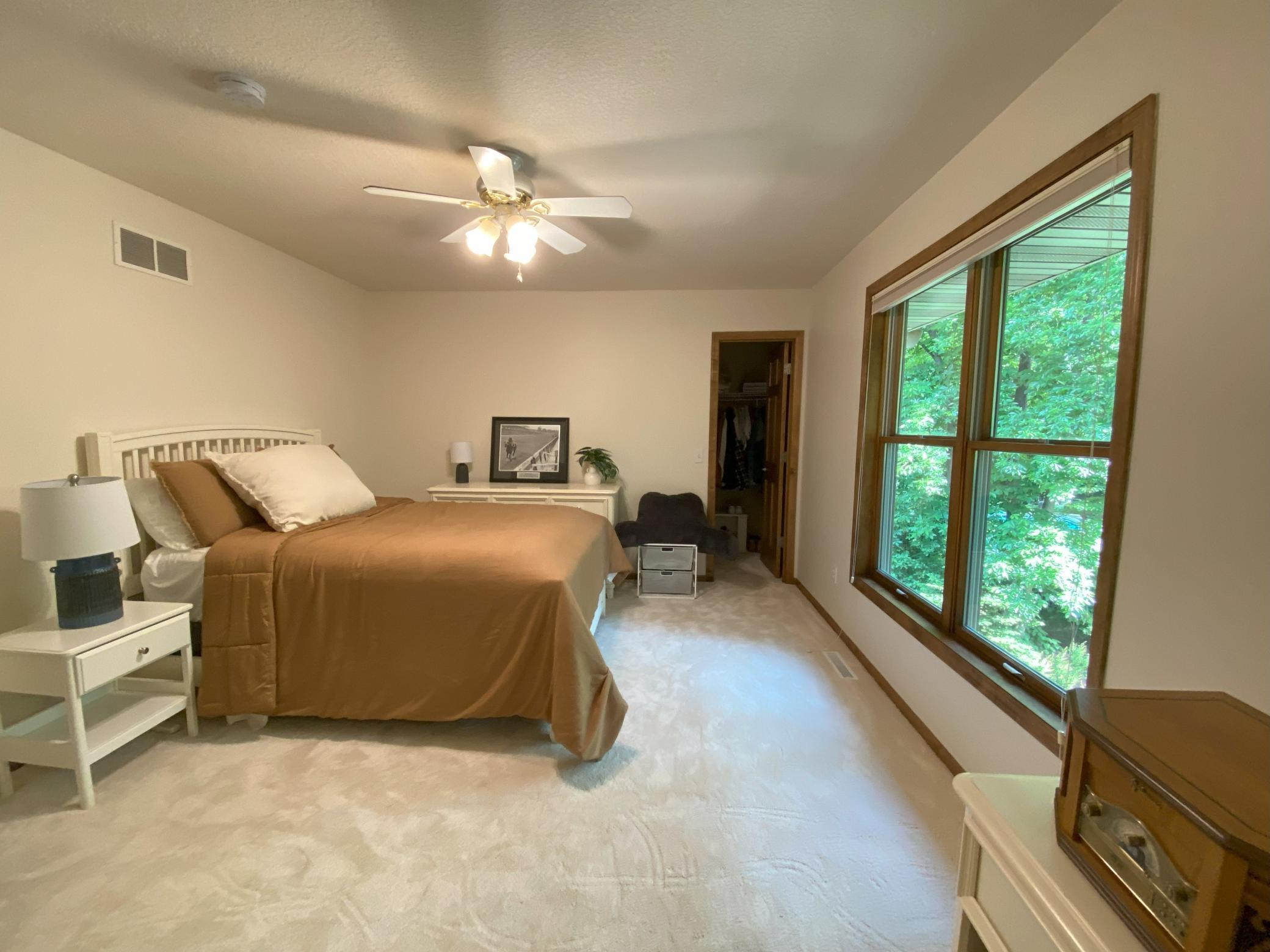 17199 Acorn Ridge Eden Prairie, MN 55347 - Photo 23 of 61