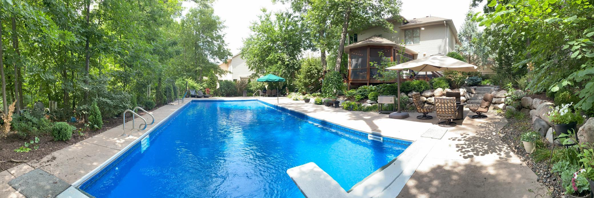 17199 Acorn Ridge Eden Prairie, MN 55347 - Photo 4 of 61