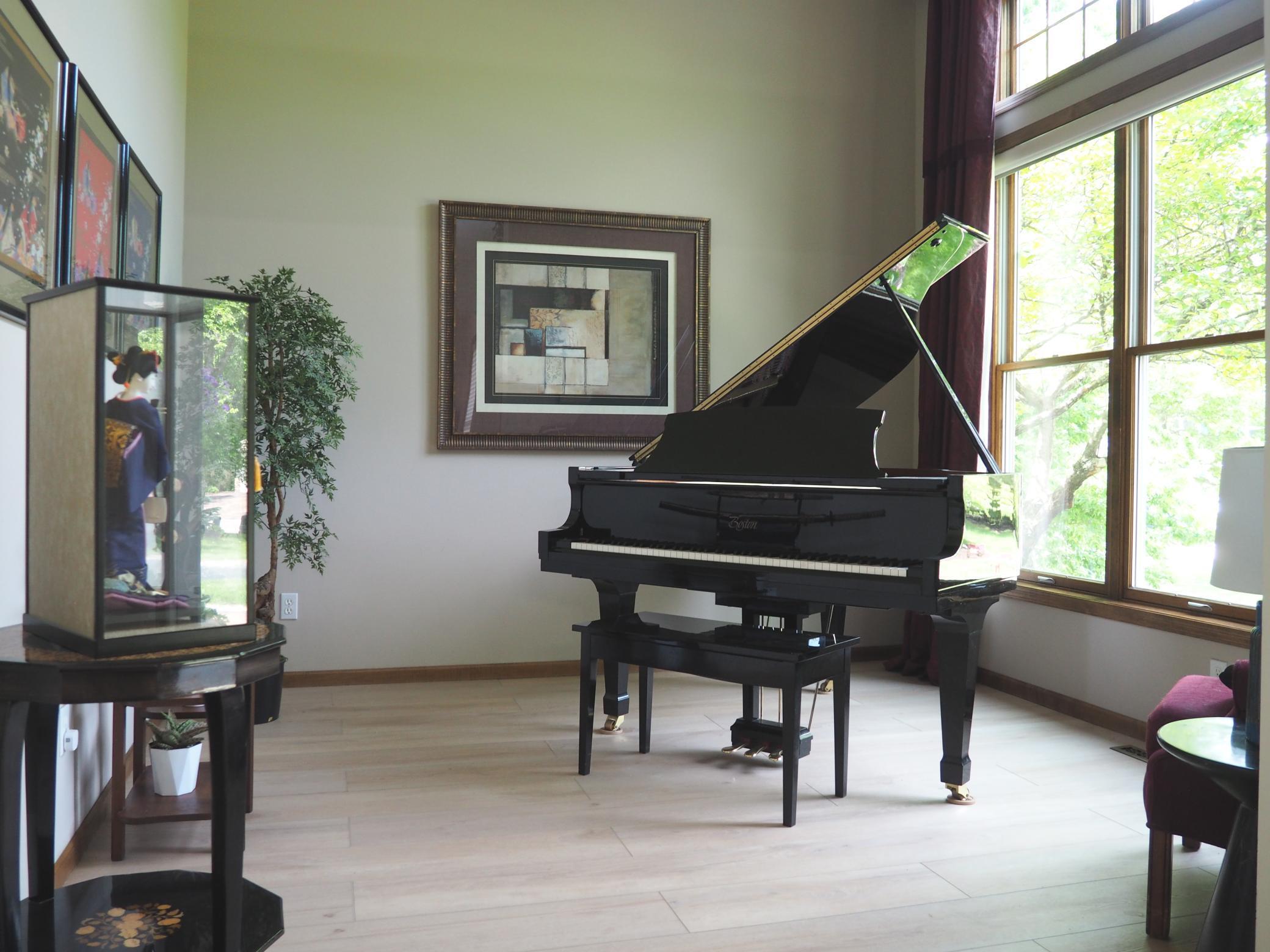 17199 Acorn Ridge Eden Prairie, MN 55347 - Photo 9 of 61