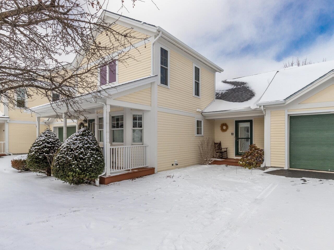 256 Commons Road Williston, VT 05495 - Photo 2 of 36