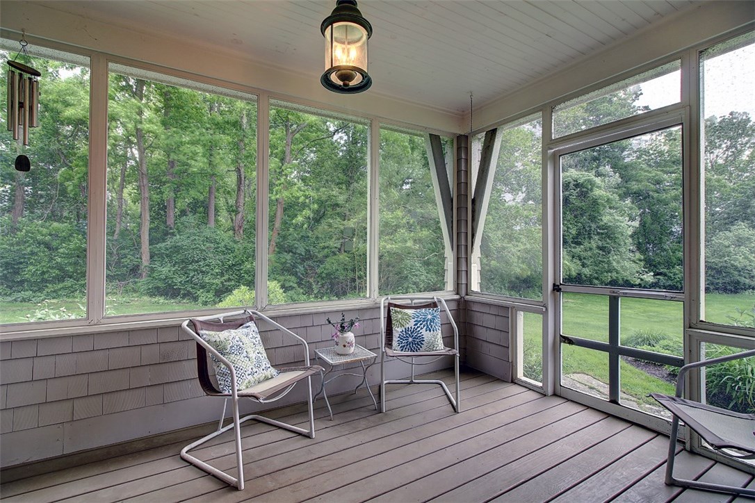 10 Oyster Point Warren, RI 02885 - Photo 10 of 26 Screened in Porch off Dining Room